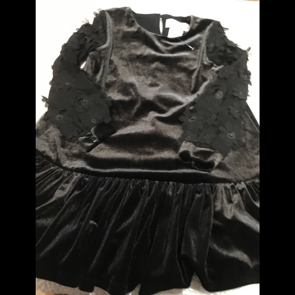 New black velour dress chasing fireflies size 4 - Picture 1 of 4